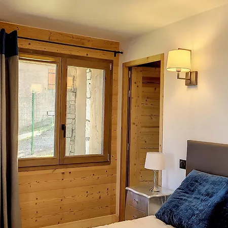 Avec Terrasse, Billard, Babyfoot Et Sauna A 500m Des Pistes, Parking Inclus - Fr-1-275-184 *